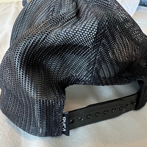 RVCA SnapBack Hat - Picture 2 of 2